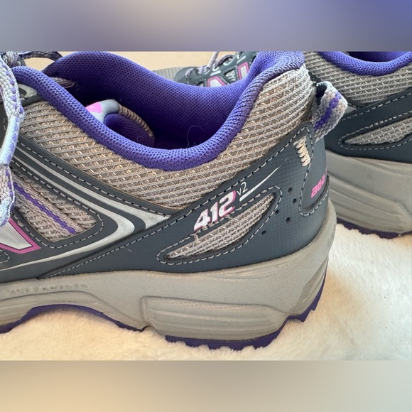 New Balance 412 v2 Women's Trail Running Shoes Size 11 - Picture 6 of 10